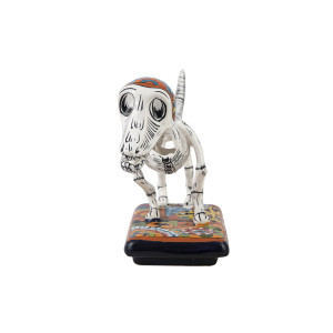 Perro y hueso - oryginalna figurka psa w technice Talavera