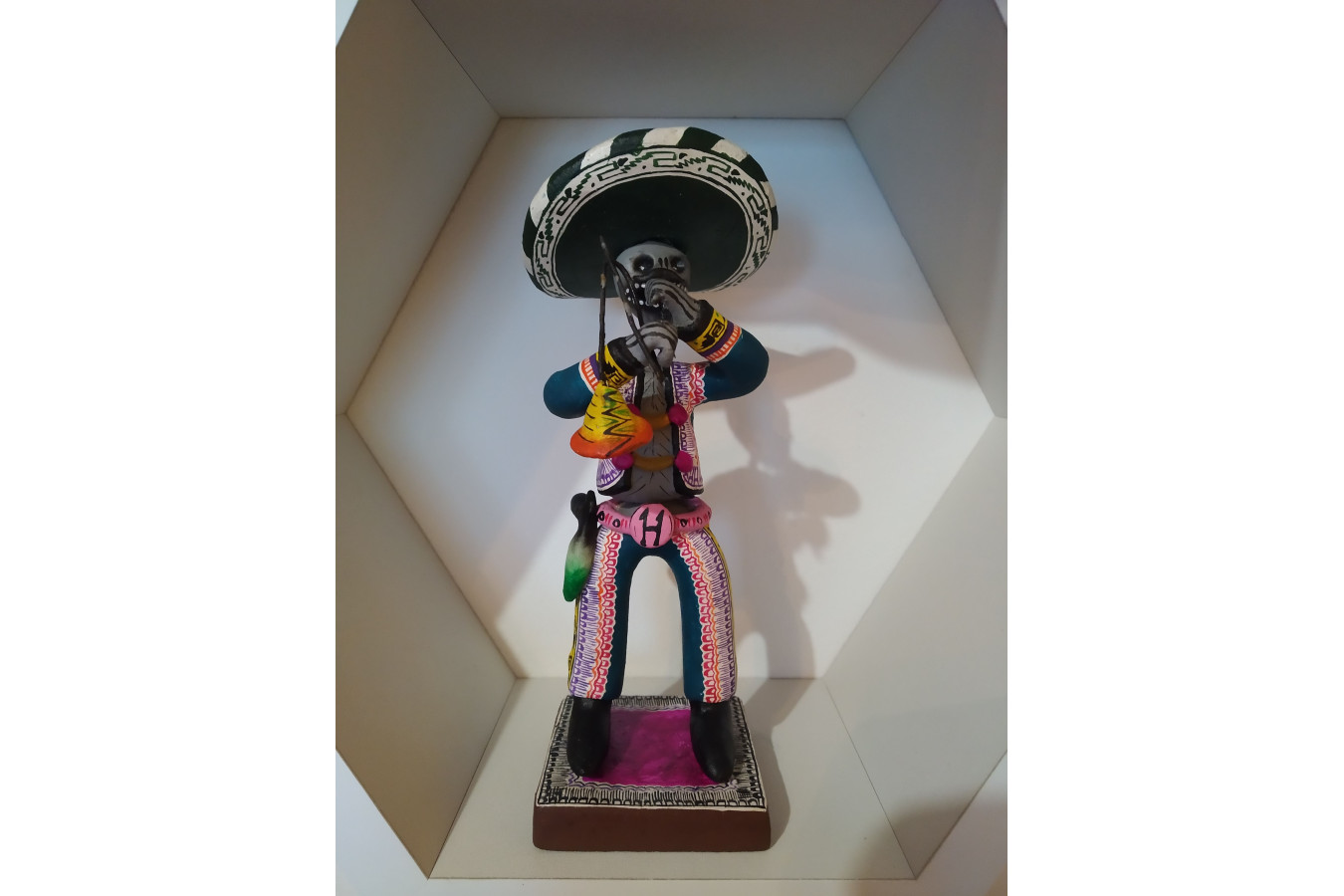 Mariachi - Figurka muzyk, sztuka folkowa z Meksyku