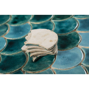 Écaille de poisson - Série de carreaux "Agitated Sea" de la série "L'eau".