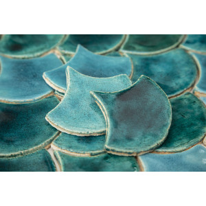 Écaille de poisson - Série de carreaux "Agitated Sea" de la série "L'eau".