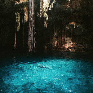 Écaille de poisson - série de carreaux "Turquoise Cenote" de la série "Eau