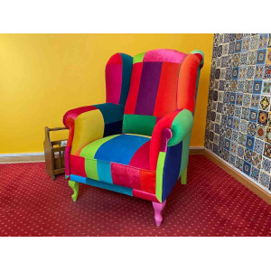 Fauteuils colorés cousus main