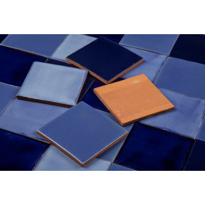 Azula - Patchwork bleu de carreaux unicolores - 30 pièces