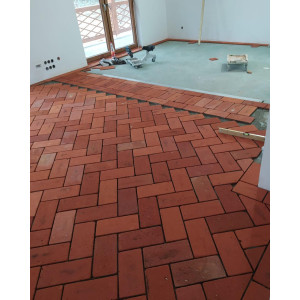 Carreaux de sol centenaires en terre cuite