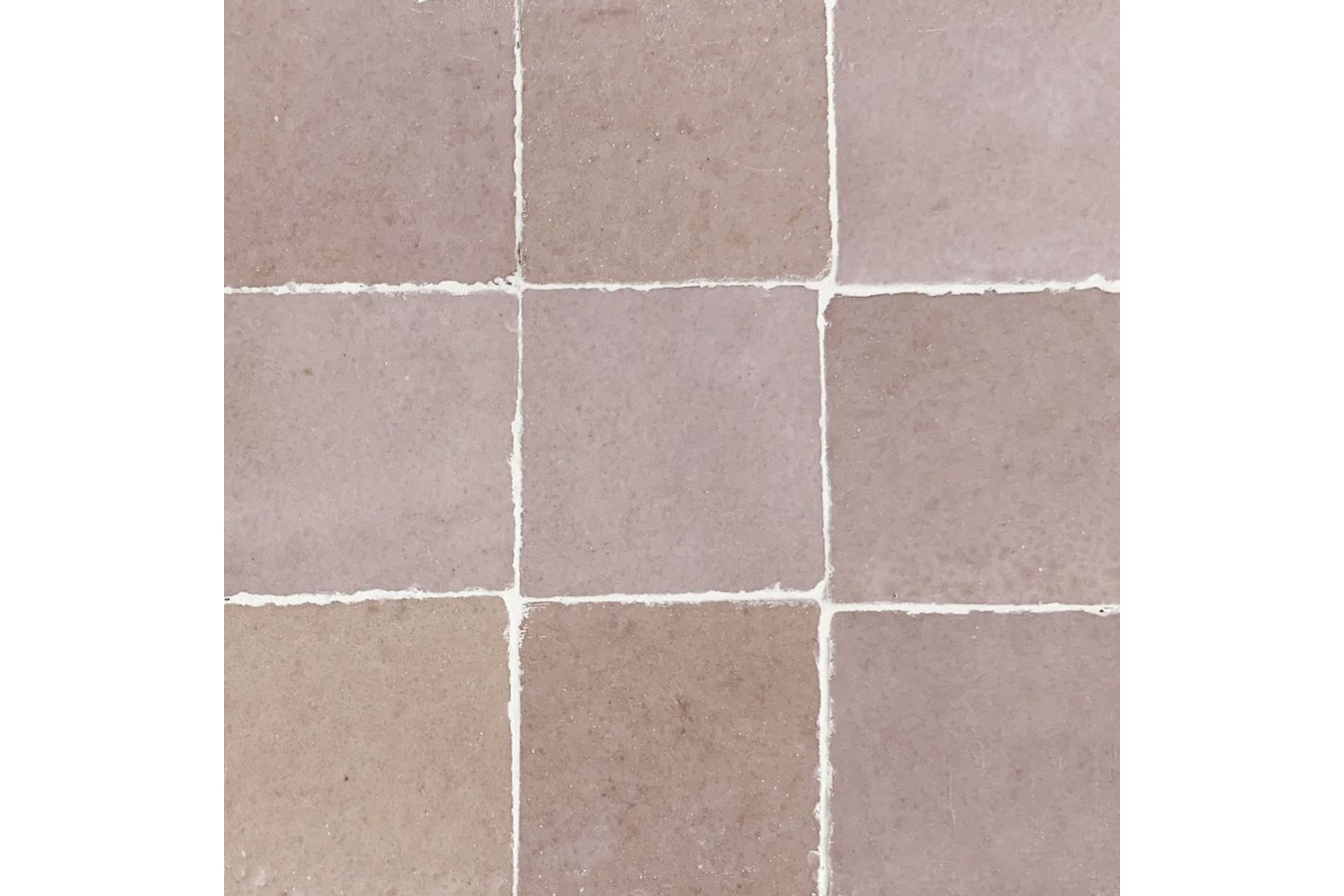 Pink Grape Zellige - carreaux de zellige rose poudré