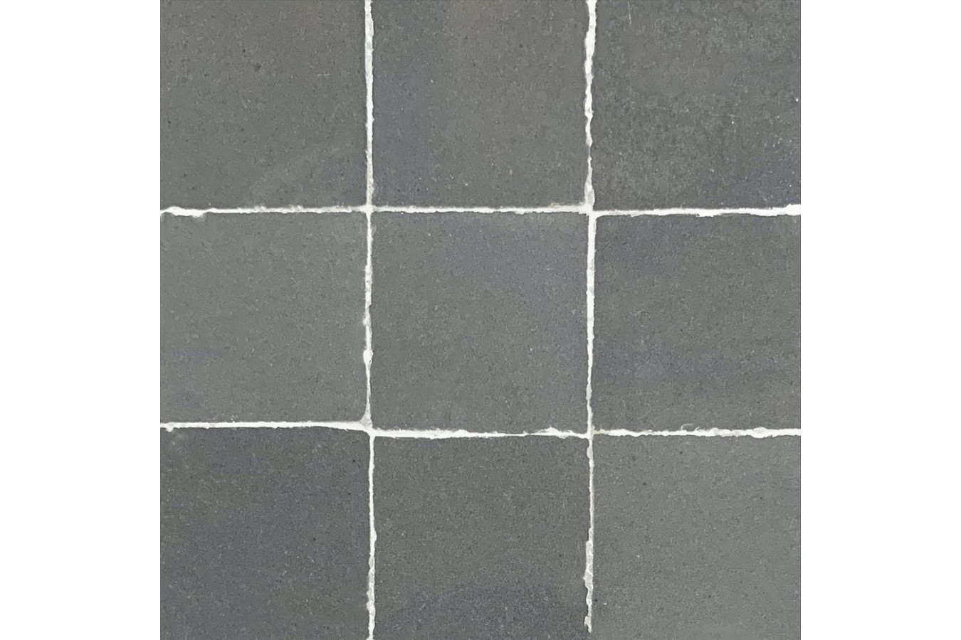 Smoky Fig Zellige - carreaux de zellige gris foncé