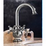 Vidal - Robinet de bassin en argent avec motif